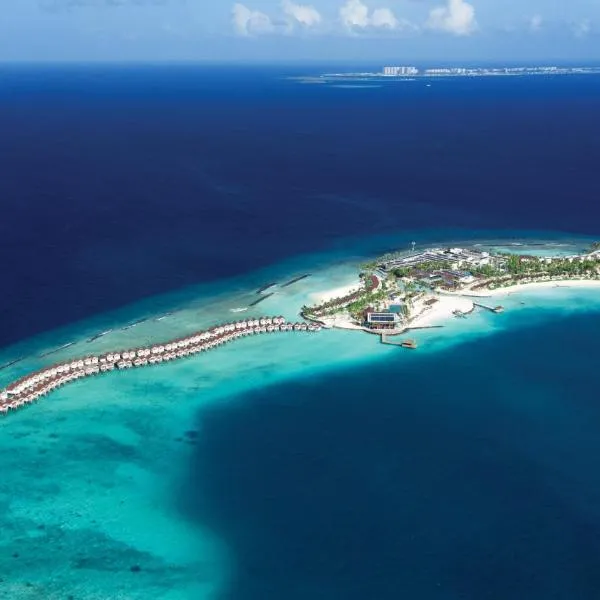 OBLU XPERIENCE Ailafushi - All Inclusive with Free Transfers, hotel en Male