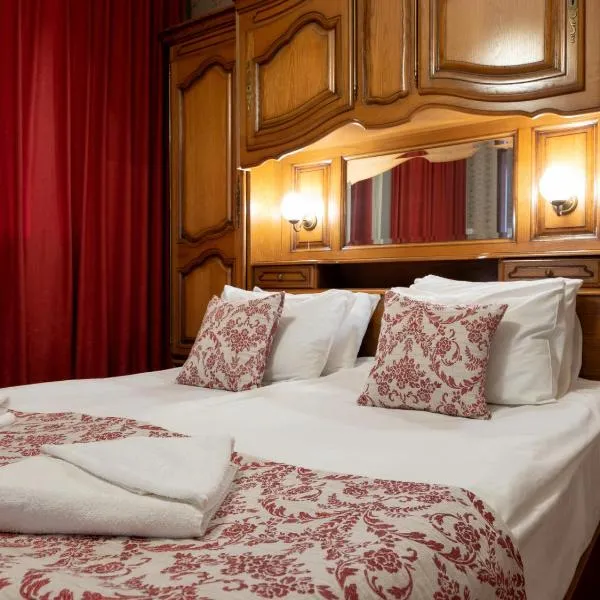 Real Hotel, hotel em Veliko Tarnovo