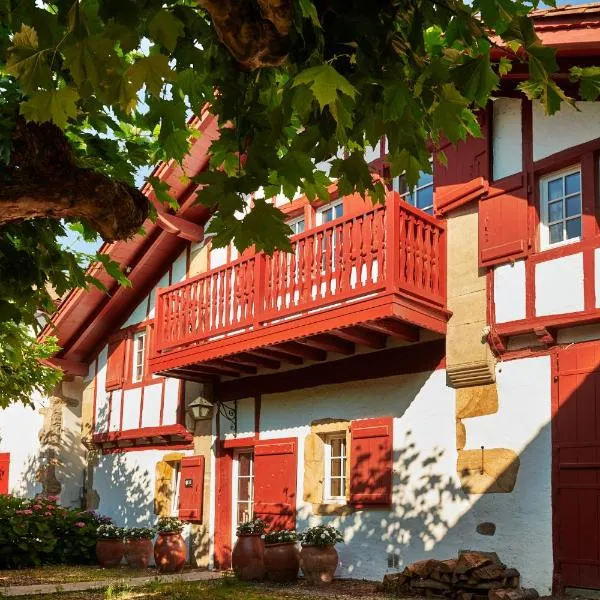 Maison Dominxenea: Sare şehrinde bir otel