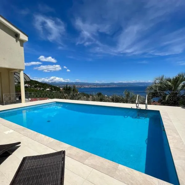 Apartman Alba, hotel sa Ičići