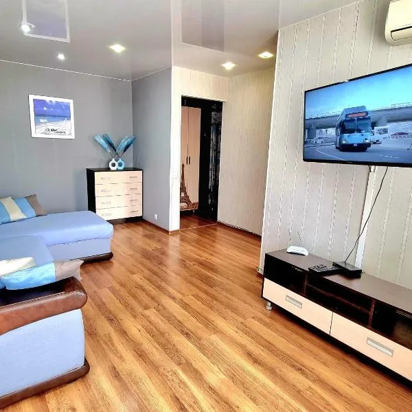 Apartment на Дворце Спорта, hotel in Ustʼ-Kamenogorsk