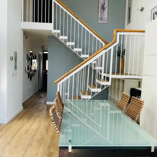 Modern City Centre House, hotel v destinaci Galway