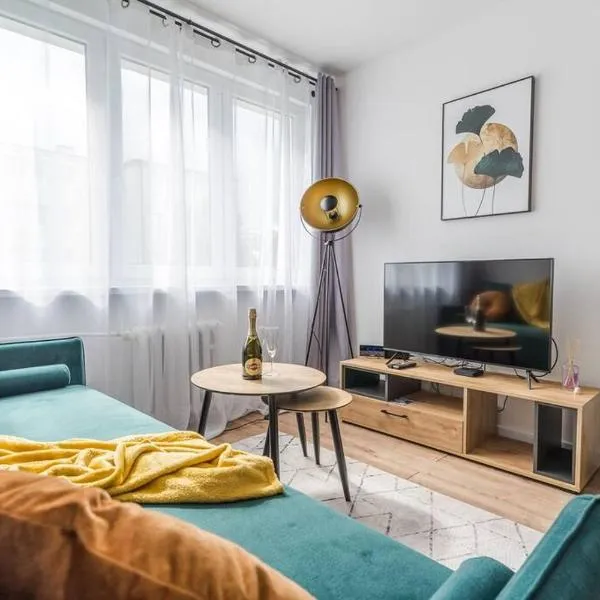 Uroczy apartament 2 pokoje - 10 min do morza!, hotel en Gdansk