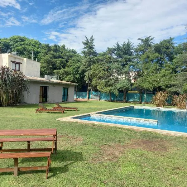 Alojamiento en casa quinta, habitación privada, hotel en Villa de Soto