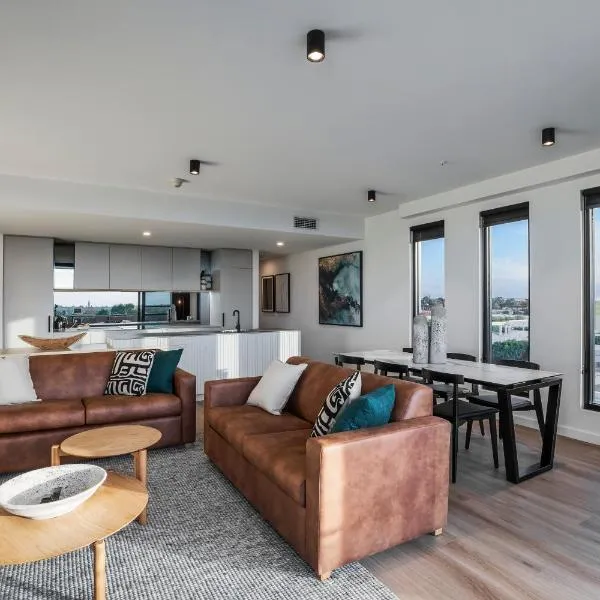 KT Apartments, hotel in Adelaide