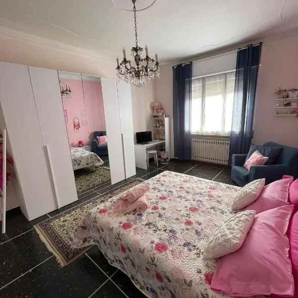 Casa Adele - Serravalle Outlet, hotel em Serravalle Scrivia