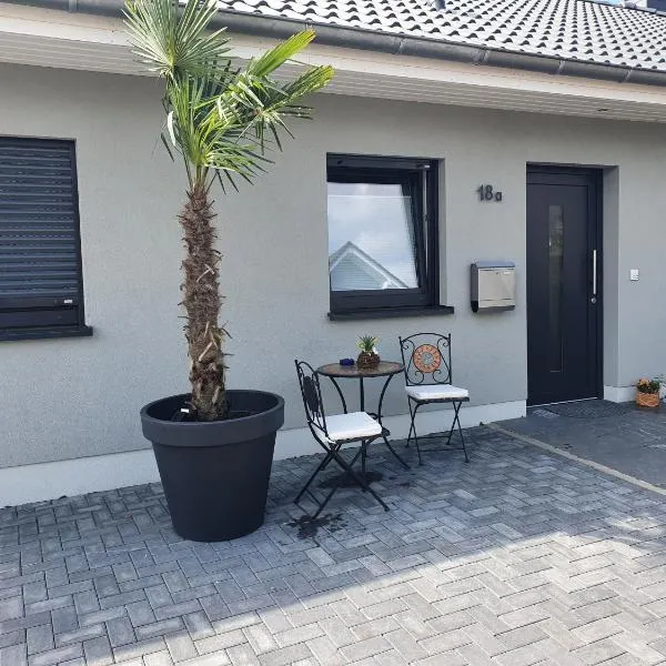 Ruhige Wohnung mit Terrasse, hotel v destinaci Oberbrechen