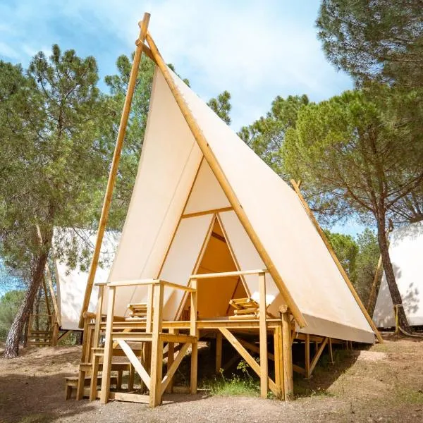 Kampaoh Córdoba, hotel em Cerro Muriano