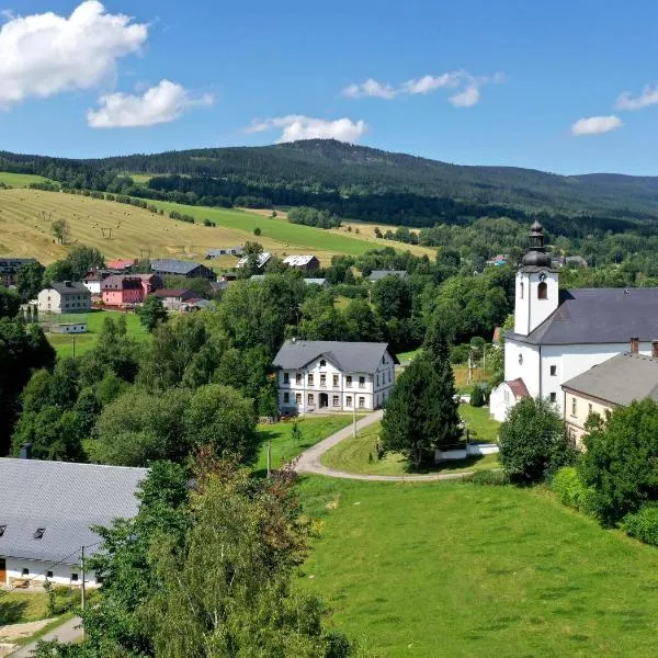 Apartmány U Aloise, hotel di Dolni Morava