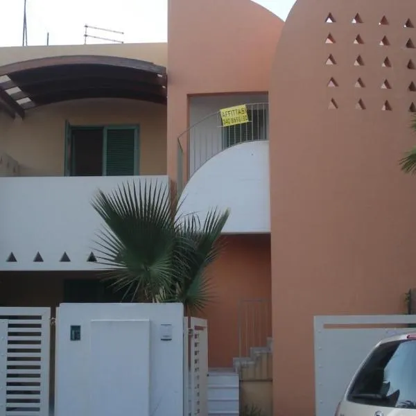 Casa Mary Baia Verde, hotel Baia Verde városában