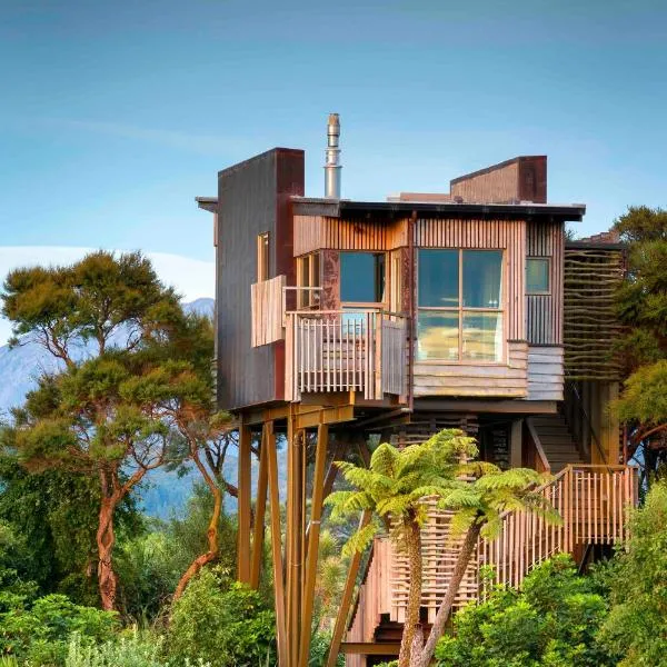 Hapuku Lodge & Tree Houses, hotel in Hapuku