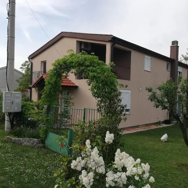 Apartmani EMMA, hotel v destinaci Kotor