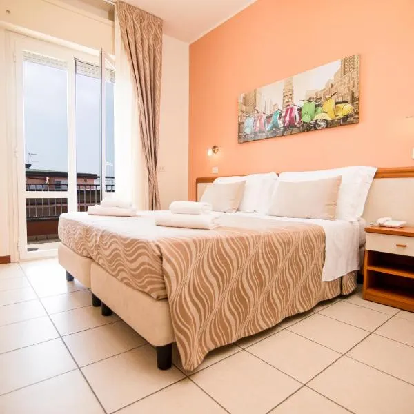 Unique Hotel, hotel in Cesenatico