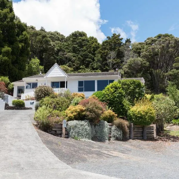 Central Spacious Family House - Paihia House, hotel in Paihia