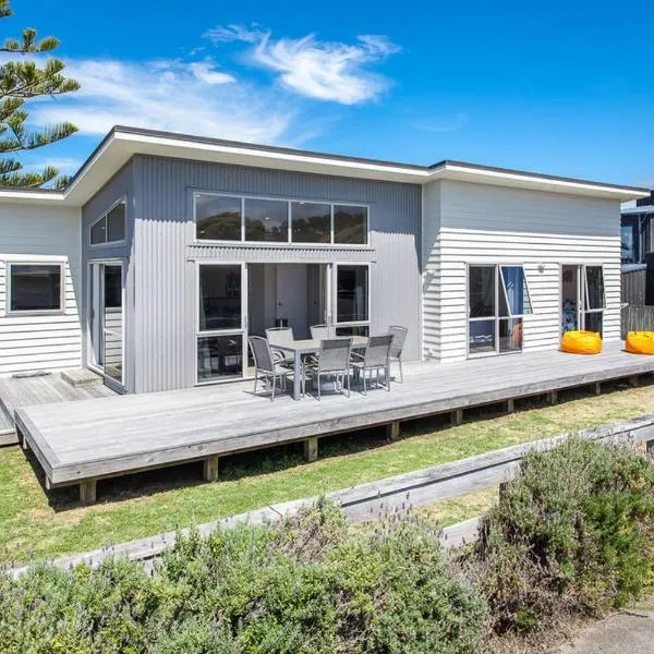 Beach Retreat - Ohope Holiday Home, hotel v destinaci Ohope Beach