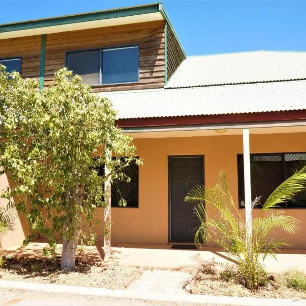 Ningaloo Breeze Villa 3, hotel in Exmouth