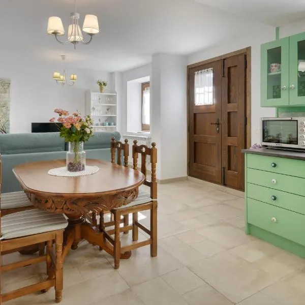 Apartamento Rural Paloma, hotel v destinaci Ansó