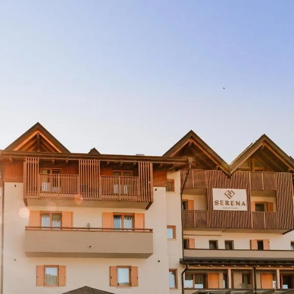 안달로에 위치한 호텔 Family Hotel Serena