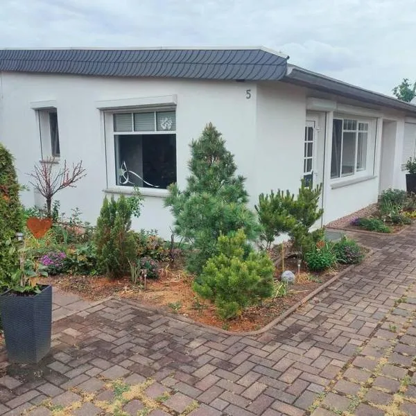 Ferienwohnung in Leckwitz bei Nünchritz Wacker, Elbradweg, hotel in Nünchritz