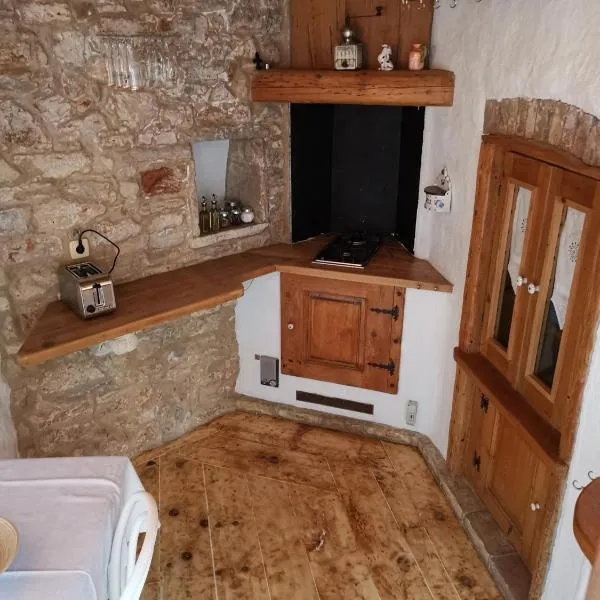 George's rooms, hotel in Stari Grad