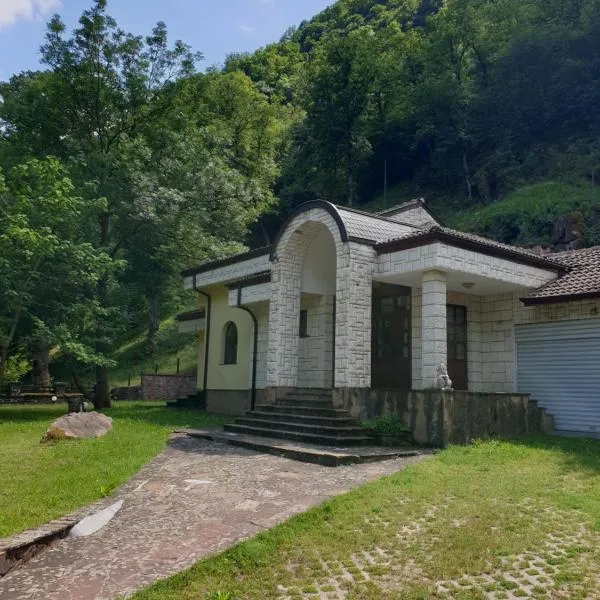 КЪЩА ЗА ГОСТИ ФЕДОР, hotel in Ribarica