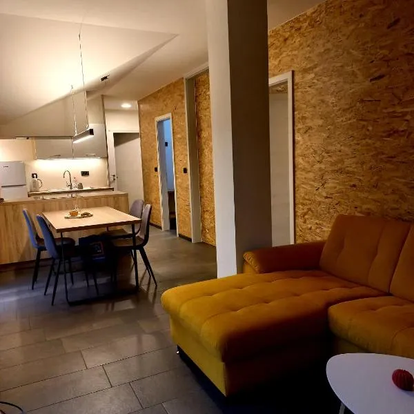 Hiša Lukc, hotel v destinaci Kobarid