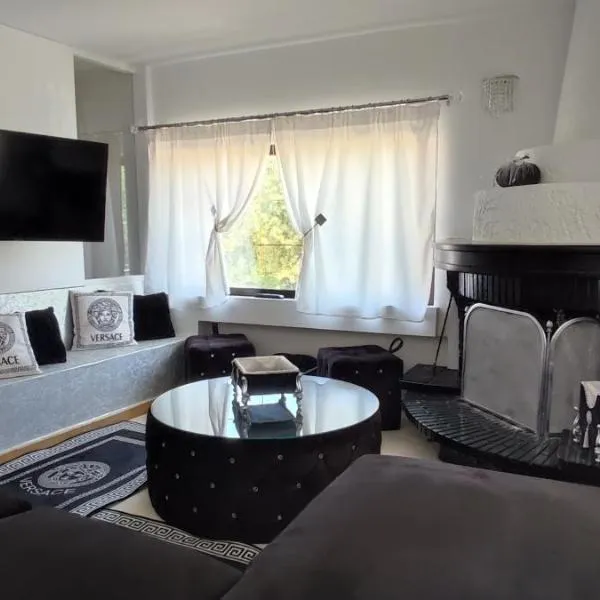 Ixian House Apartment, hotel v destinácii Ixia