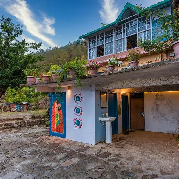 Vista Hostel Jeolikote, Nainital, hotell sihtkohas Patwa Dunga