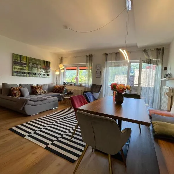 Seewohnung Lucia - mit Seezugang, hotel in Annenheim