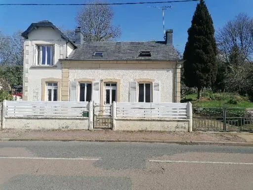 Maison sansonnette, hotel em Guérigny