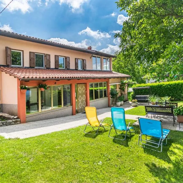 Amazing Home In Stanjel With Kitchen, hotel a Štanjel (San Daniele del Carso)