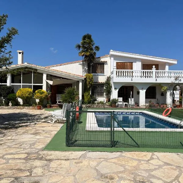La Casita (Villa cerca de Peñíscola y Morella), Hotel in Sant Mateu
