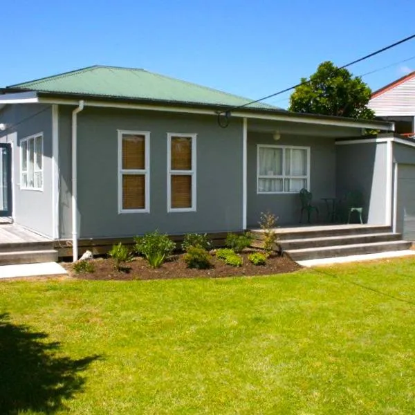 Matapouri Cottage - Matapouri Holiday Home, hotel v destinaci Matapouri