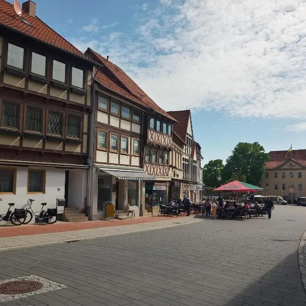 Haus am Markt Fewo 2, hotell i Warberg
