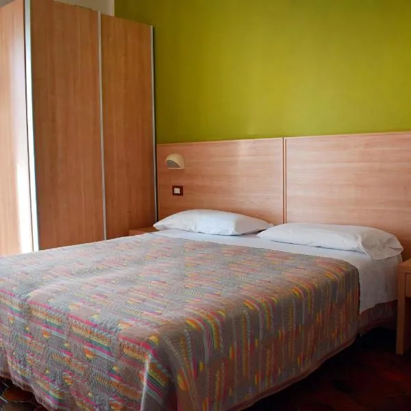 Hotel Gattuccio, khách sạn ở Cesenatico