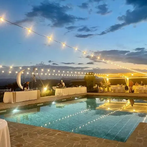 La Collina dei Cavalieri, hotel v destinaci Belvedere Ostrense