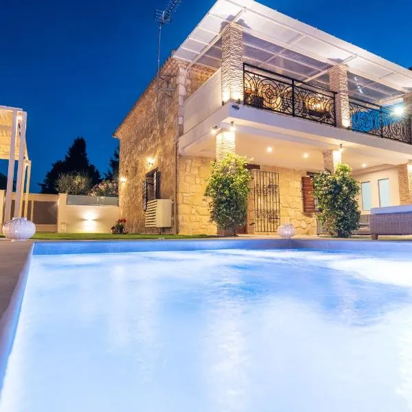 Artemis Luxury Villa, hotel v destinaci Méson Yerakaríon