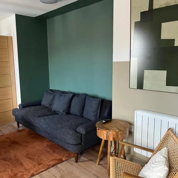 Peak Willow Apartments: Leek şehrinde bir otel