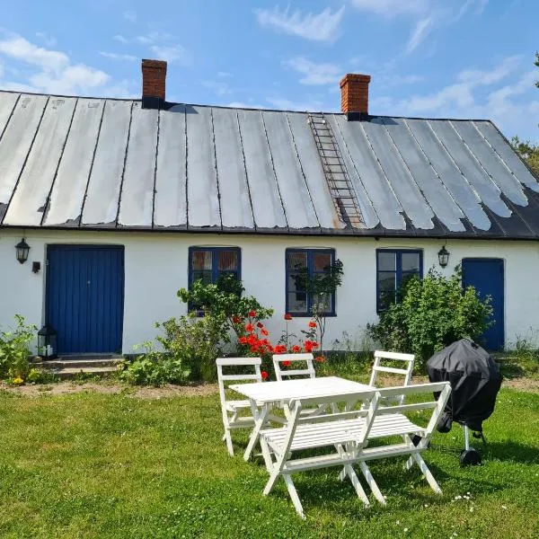 Villa Vemmentorp - Körsbärsblomsvillan 6 min från havet, hotel em Skurup