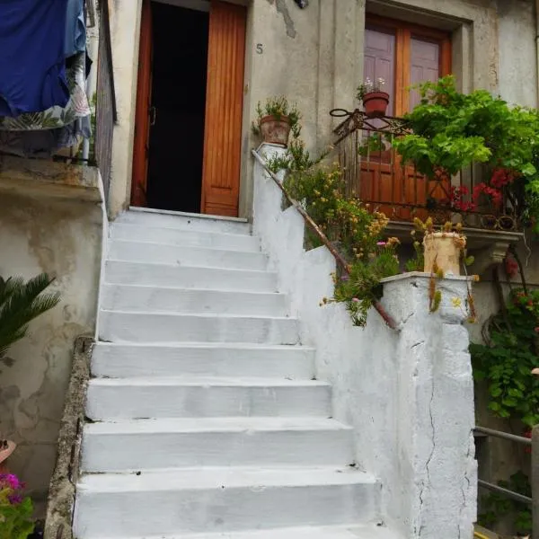 La casa di Donna Ciccina, hotel a Natile