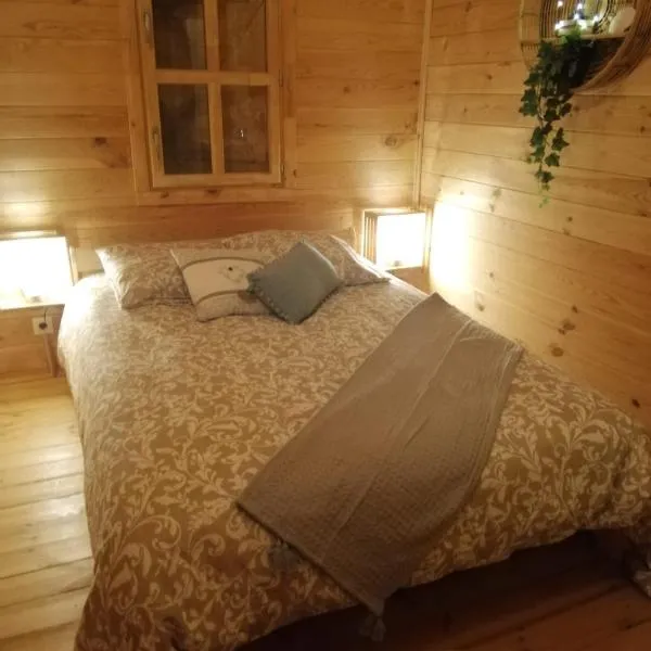 Chalet Boréal, hotel in Pujaudran