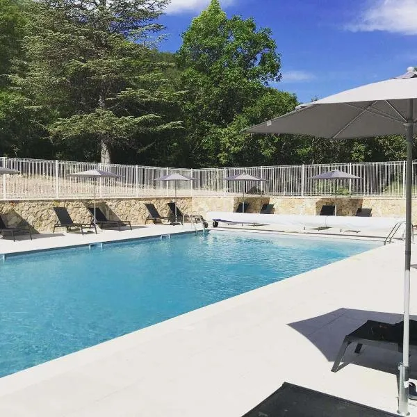 Camping La Ferme de Castellane, hotel v destinaci Castellane