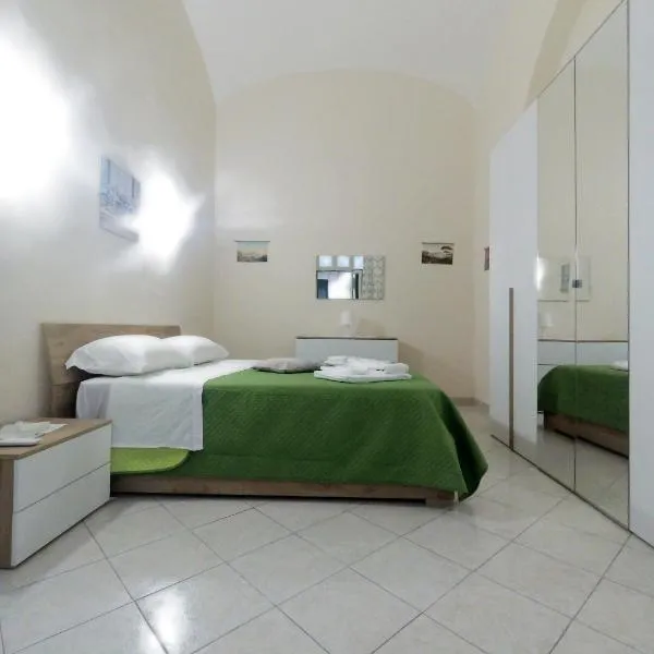 Casa vacanze nonna Luisella, hotel v Neapoli