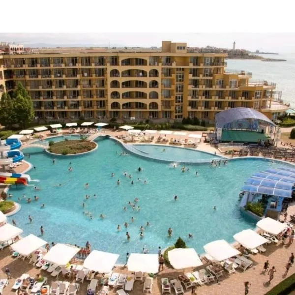 Midia Grand Resort, готель в Ахелої