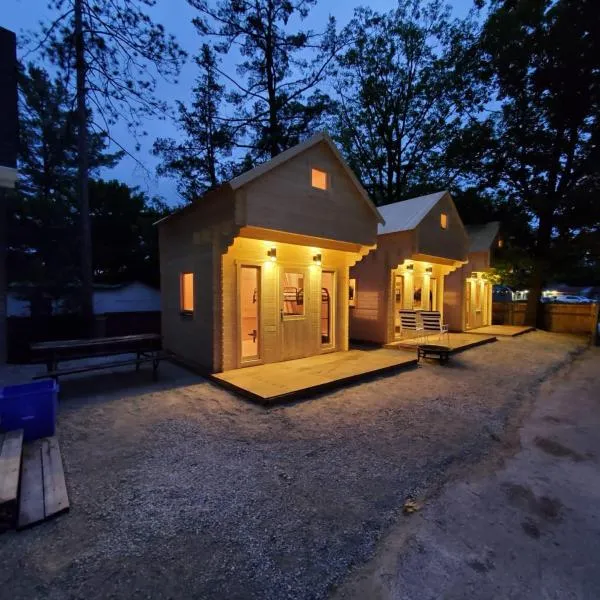 Wasaga Beach Bunkie 10, hotel en Wasaga Beach