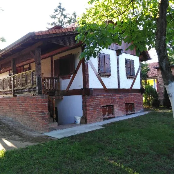 Umjetnička etno kuća Luka, hotel in Kloštar Podravski