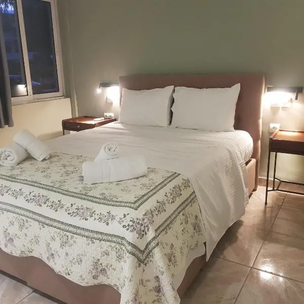 Limonero New City Apartment 2 with Private Parking, hotel em Lefkada Town