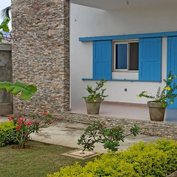 Chez Fèmi, route des pêches, hotel v destinaci Cotonou