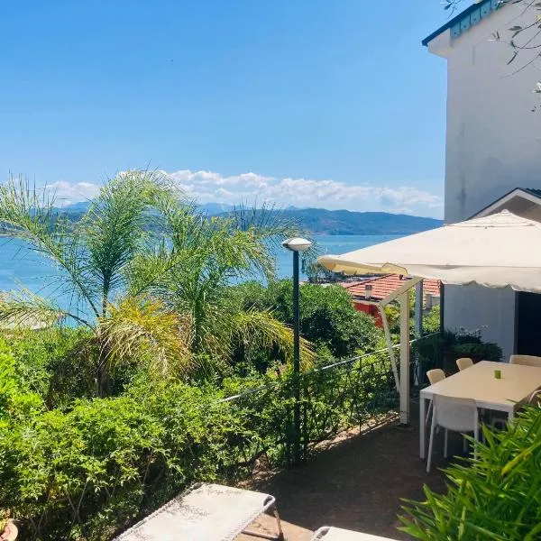 Casa Nori, hotel v destinaci Fezzano