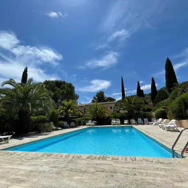 Boutique Villa with Shared Pool, Air Con, WiFi, TV – hotel w mieście Le Plan-de-la-Tour